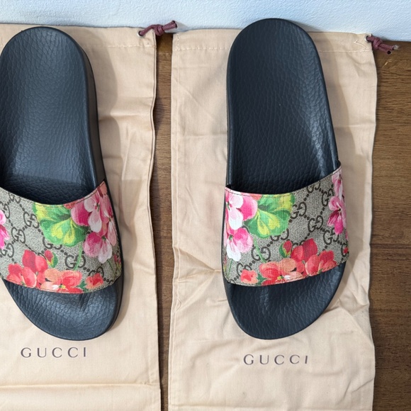 Gucci Women's Floral Slide Sandals - Picture 2 of 7
